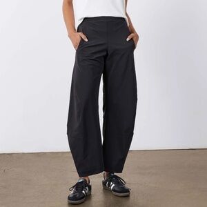 RUTI: THE PETITE ON THE LOOSE WORK PANTS